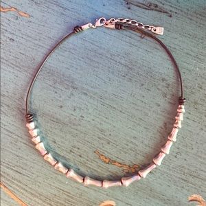 EUC Uno de 50 Silver Necklace